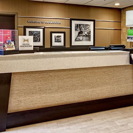 Hampton Inn Куквілл Екстер'єр фото