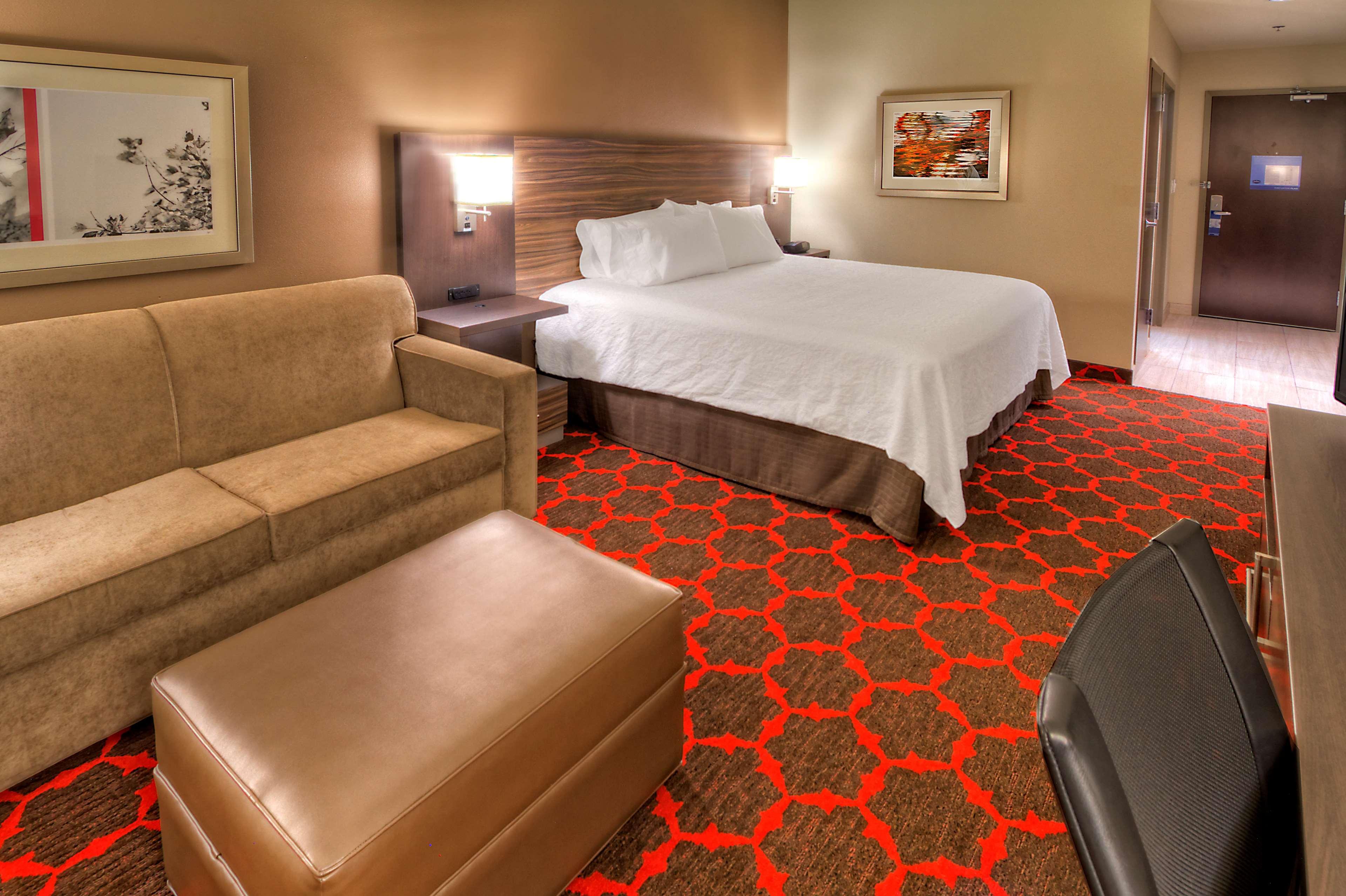Hampton Inn Куквілл Екстер'єр фото