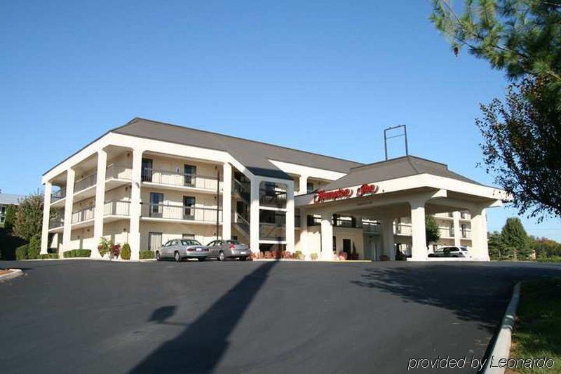 Hampton Inn Куквілл Екстер'єр фото